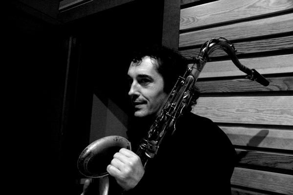 Iñaqui Araquistain, saxo tenor.A HEAVEN'S KISS BAND
